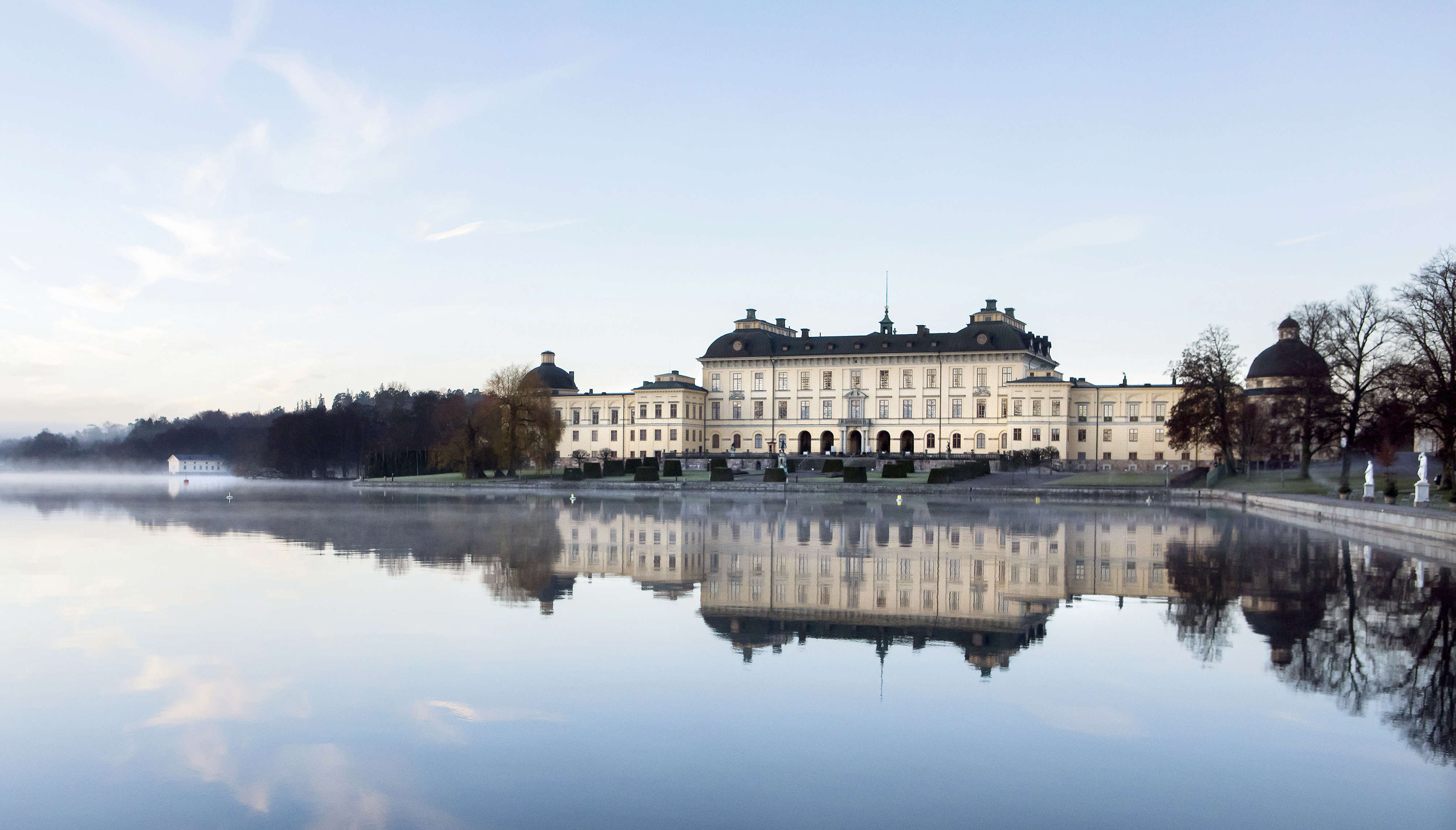 Drottningholm slott morgonljus